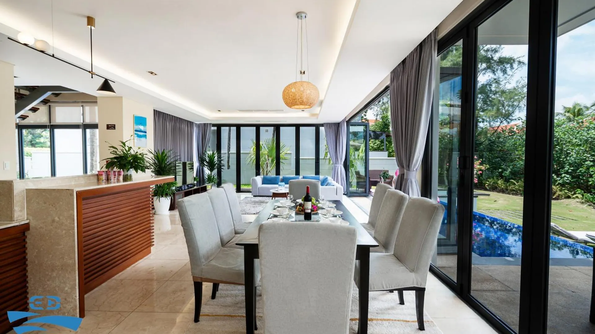 Ocean Breeze Villa Da Nang