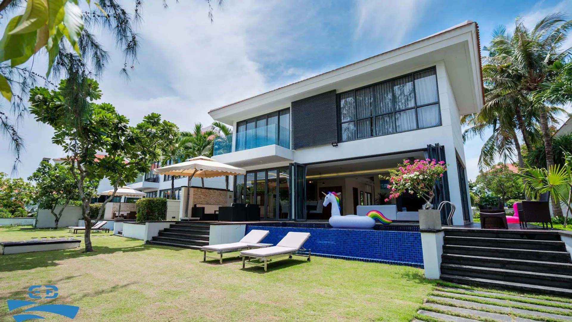Ocean Breeze Villa Da Nang