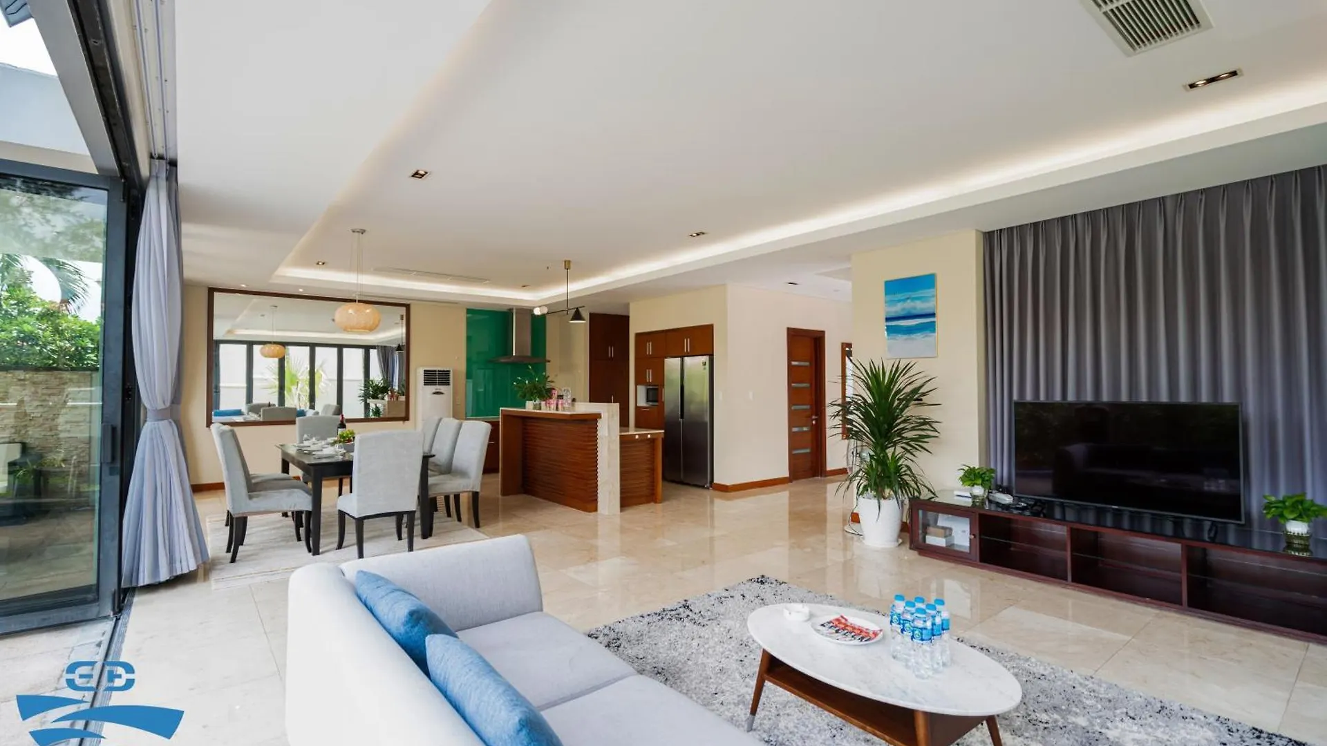 Ocean Breeze Villa Da Nang