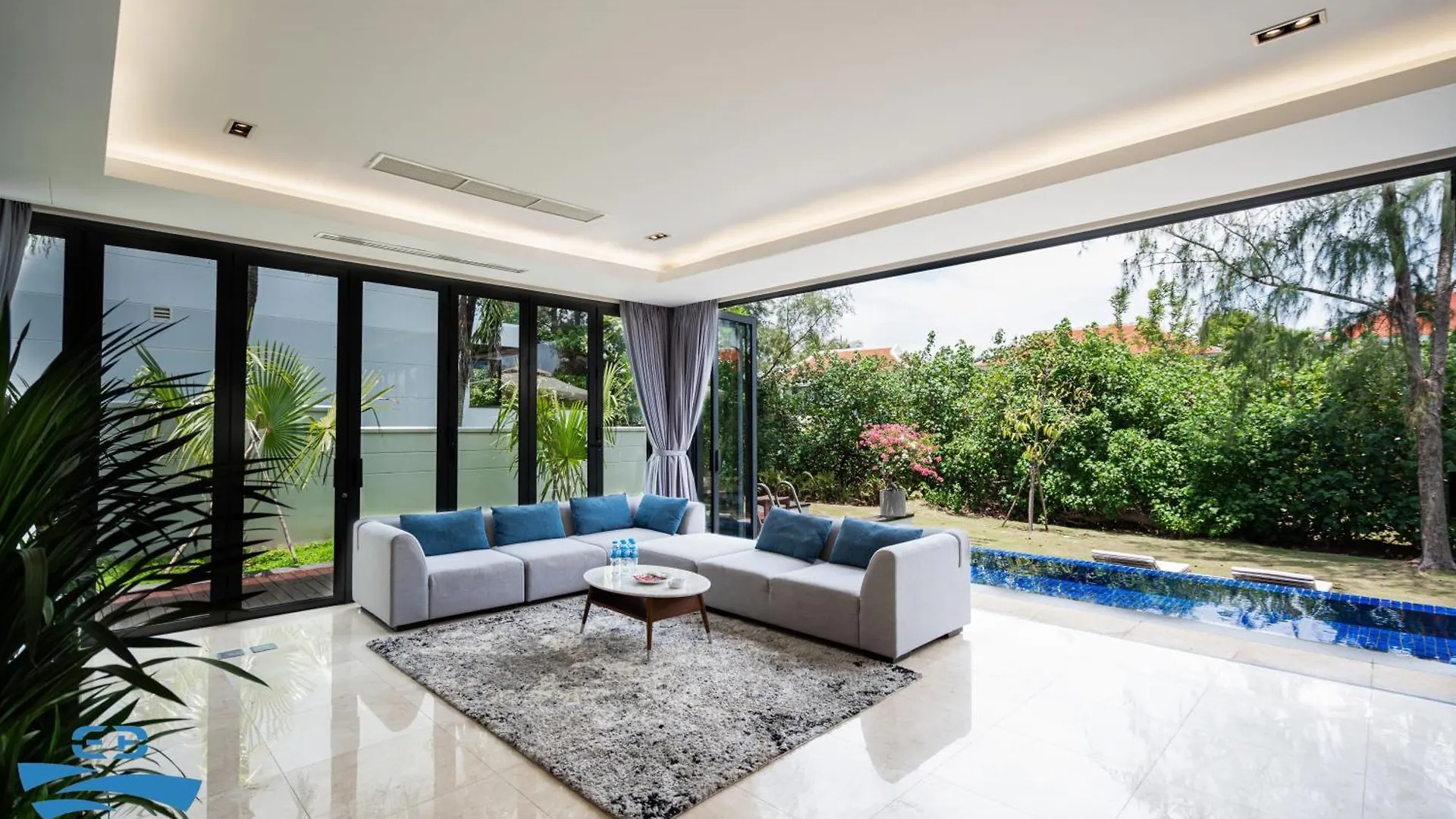Ocean Breeze Villa Da Nang