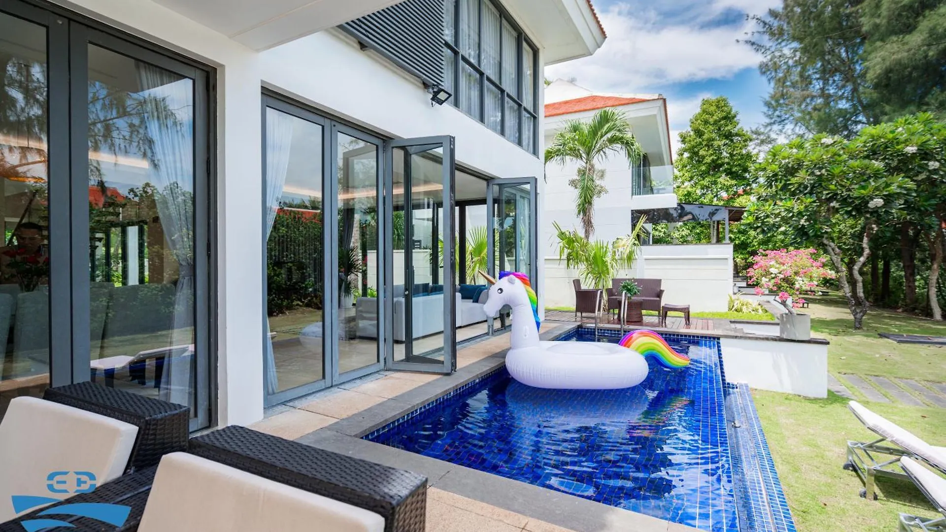 Ocean Breeze Villa Da Nang