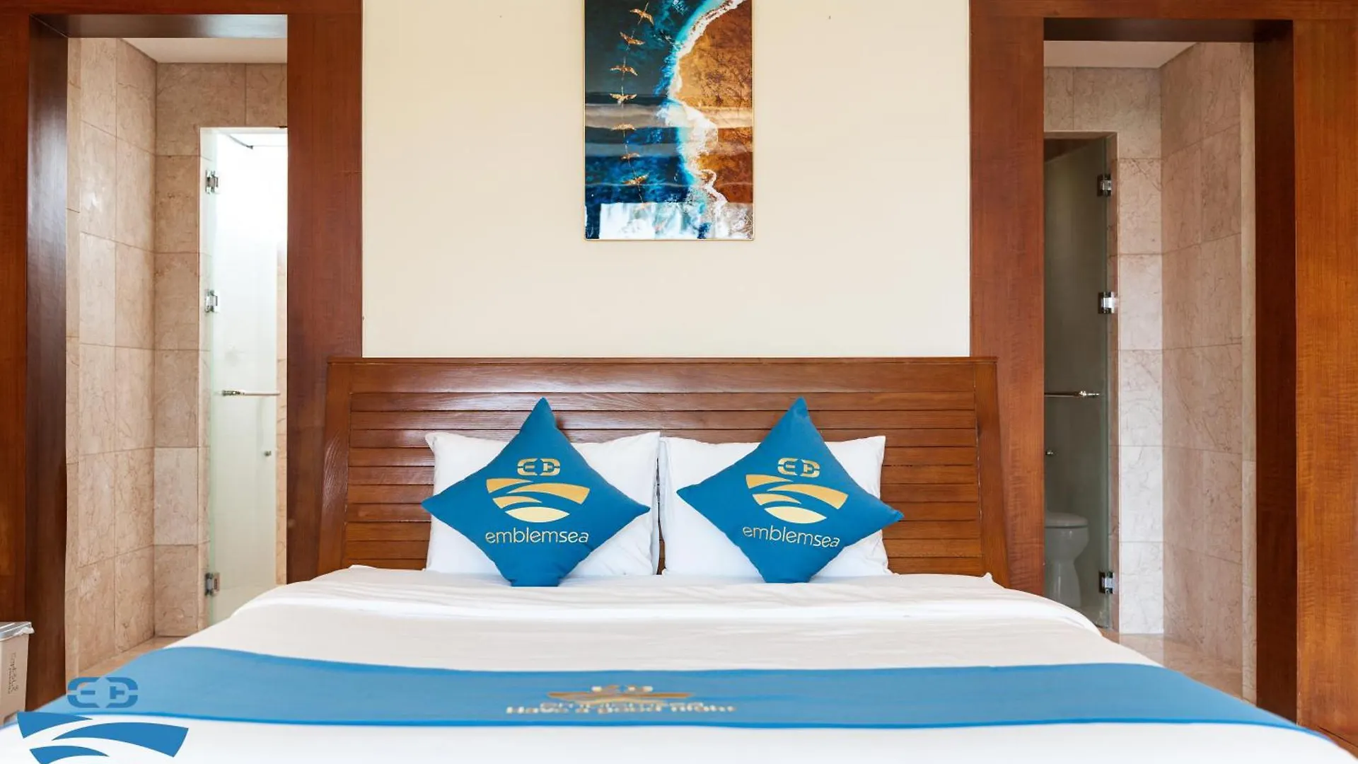 Ocean Breeze Villa Da Nang 0*,